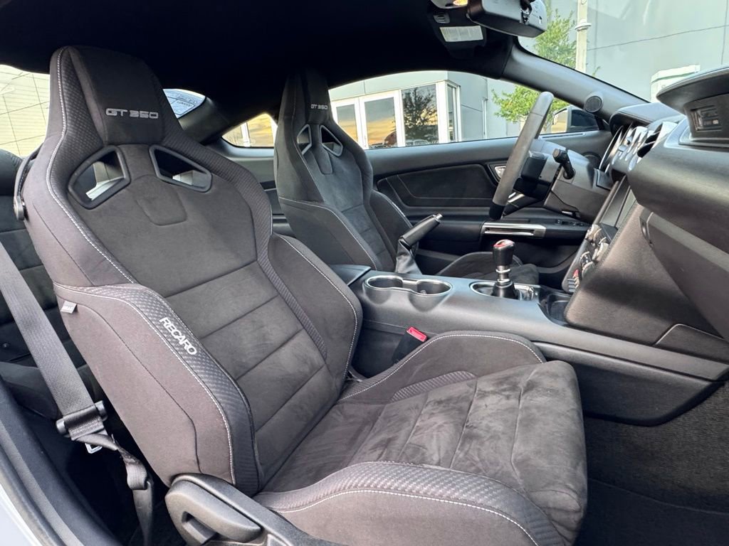 Certified 2017 Ford Mustang Shelby GT350 w/ Electronics Package image 21