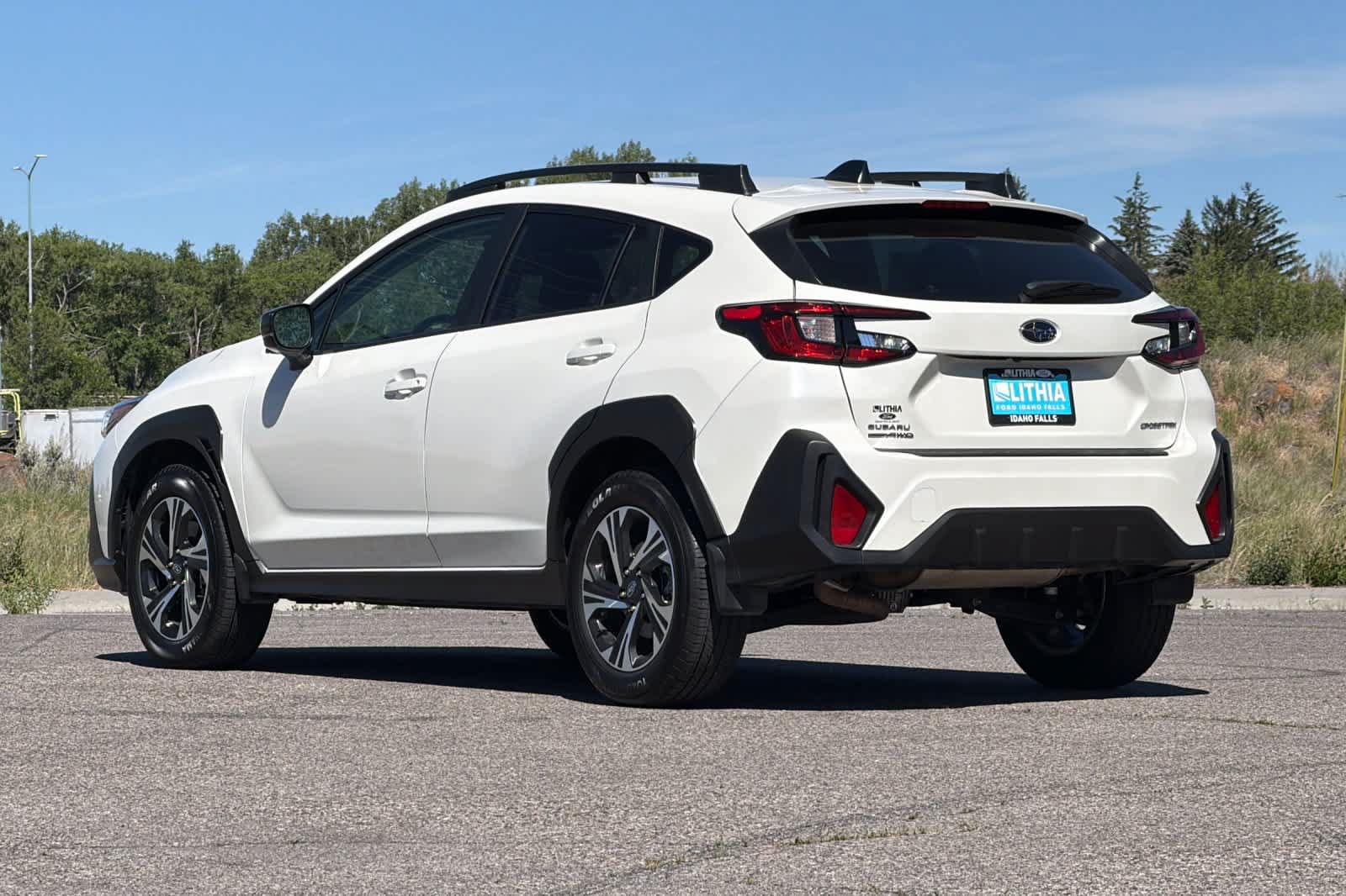 Used 2024 Subaru Crosstrek 2.0i Premium AWD/4WD image 6