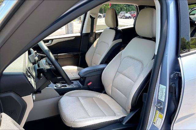 Certified 2022 Ford Escape SEL w/ Technology Package AWD/4WD image 20
