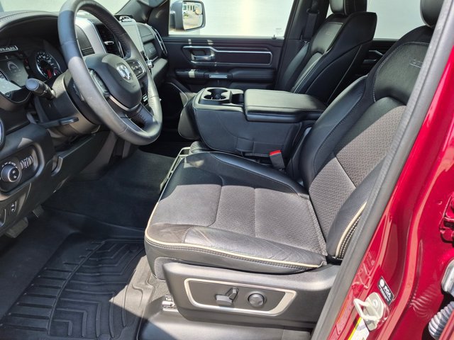 Used 2024 RAM 1500 Laramie AWD/4WD image 15