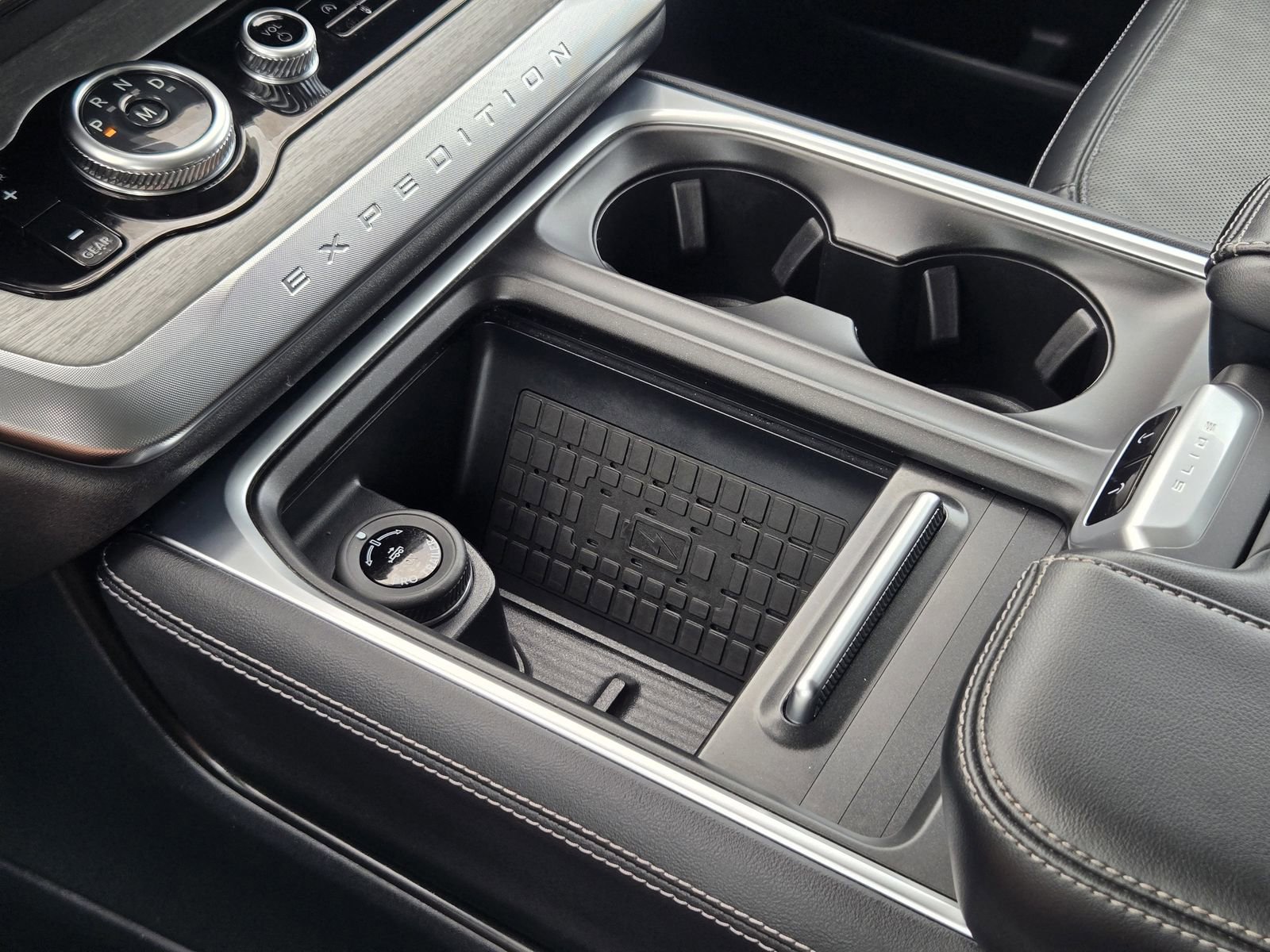 Certified 2025 Ford Expedition Max Platinum AWD/4WD image 24