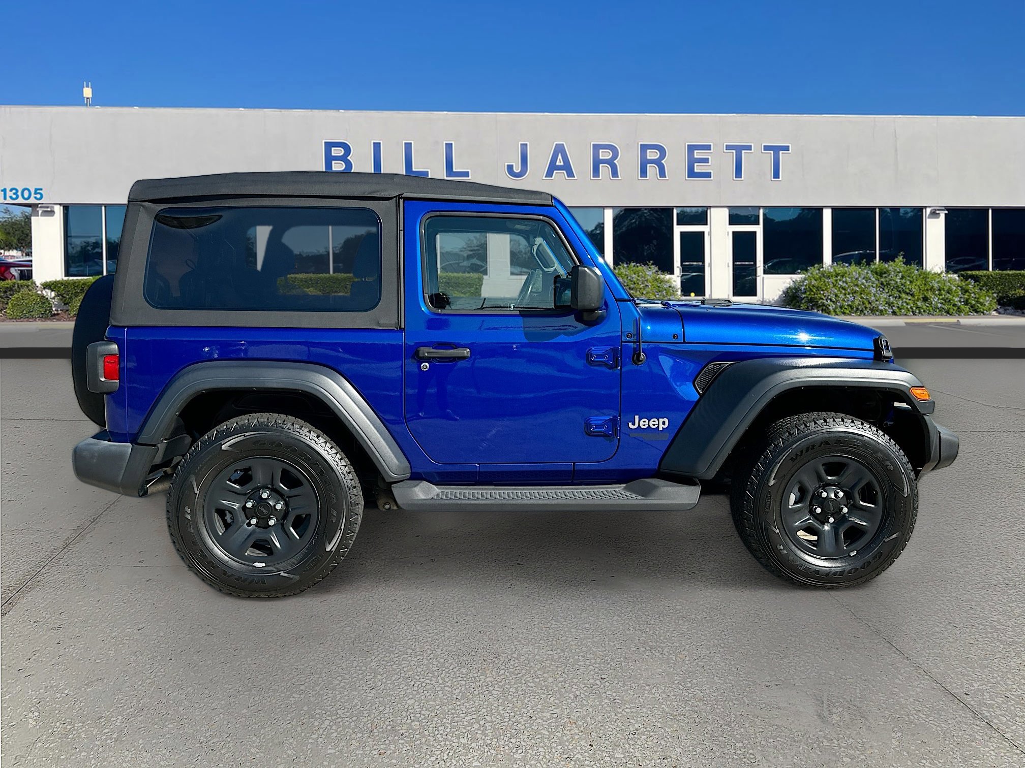 Used 2019 Jeep Wrangler Sport S image 6