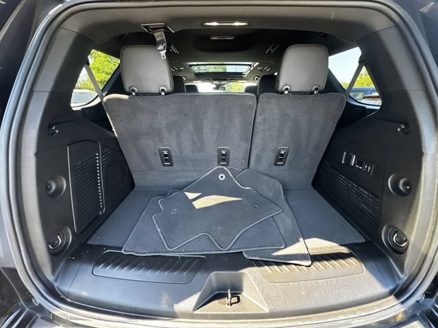 Used 2023 Chevrolet Tahoe LT w/ Luxury Package AWD/4WD image 43