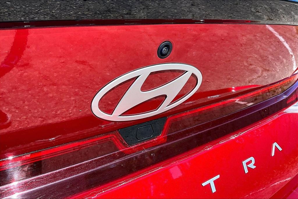 Used 2025 Hyundai Elantra Sport image 10