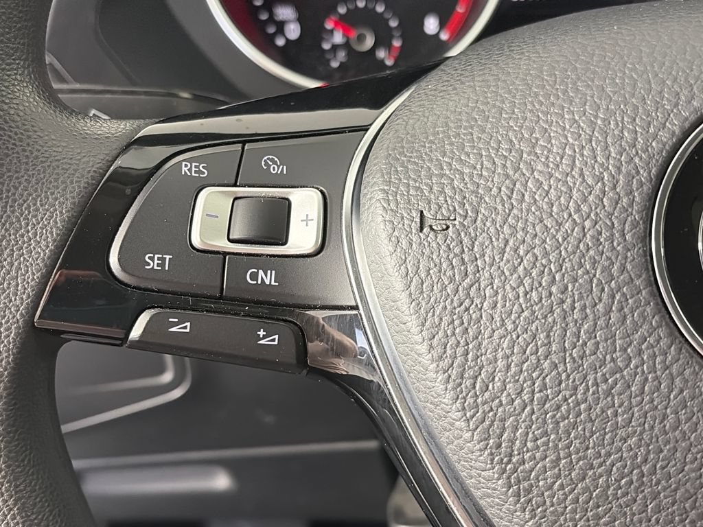 Used 2020 Volkswagen Tiguan S AWD/4WD image 17