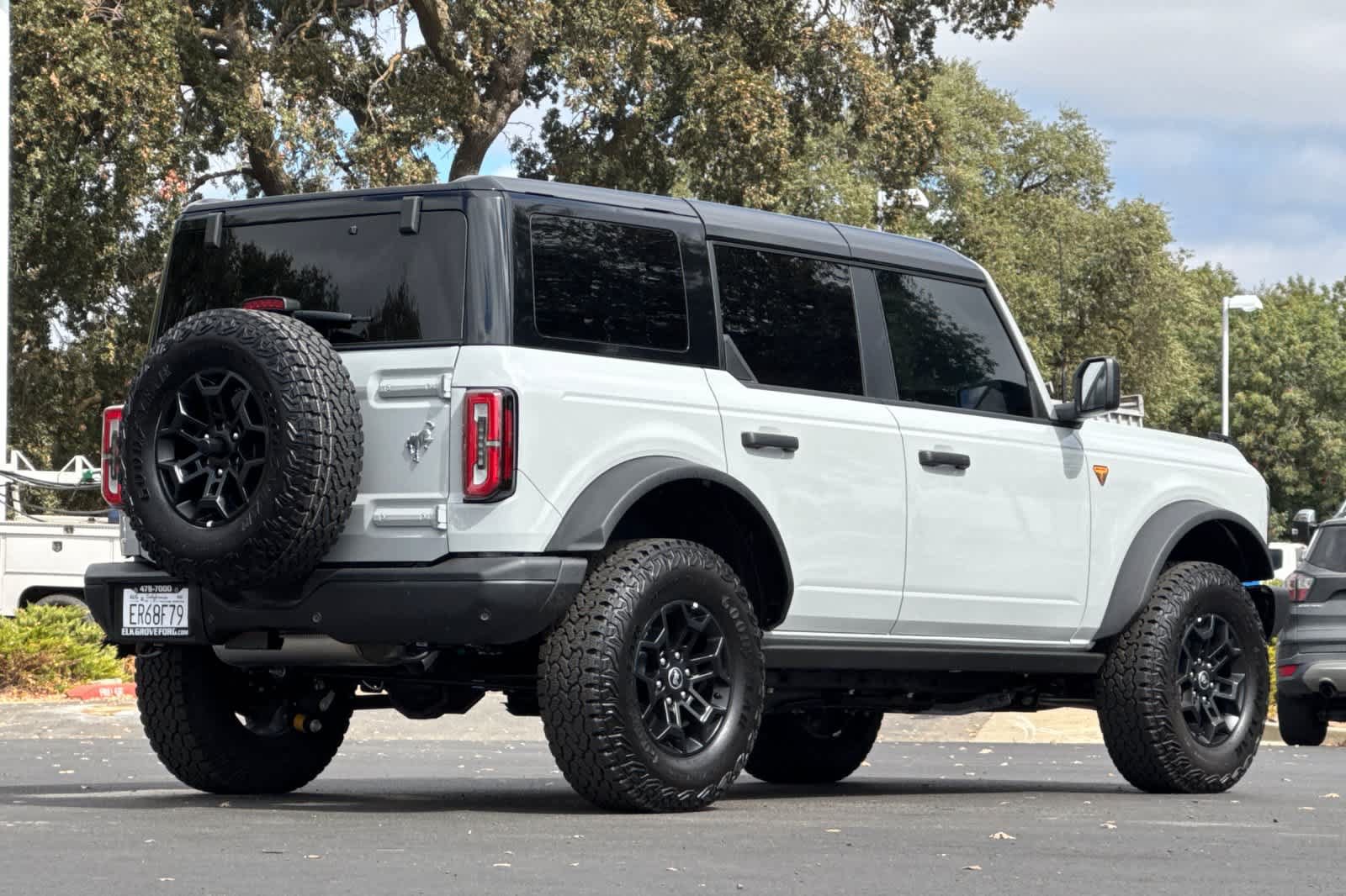 Certified 2026 Ford Bronco Badlands AWD/4WD image 2