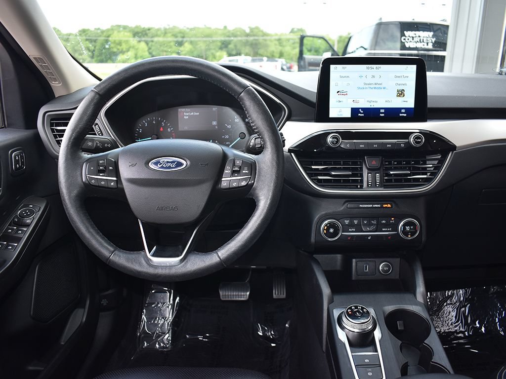 Certified 2020 Ford Escape SEL FWD image 15