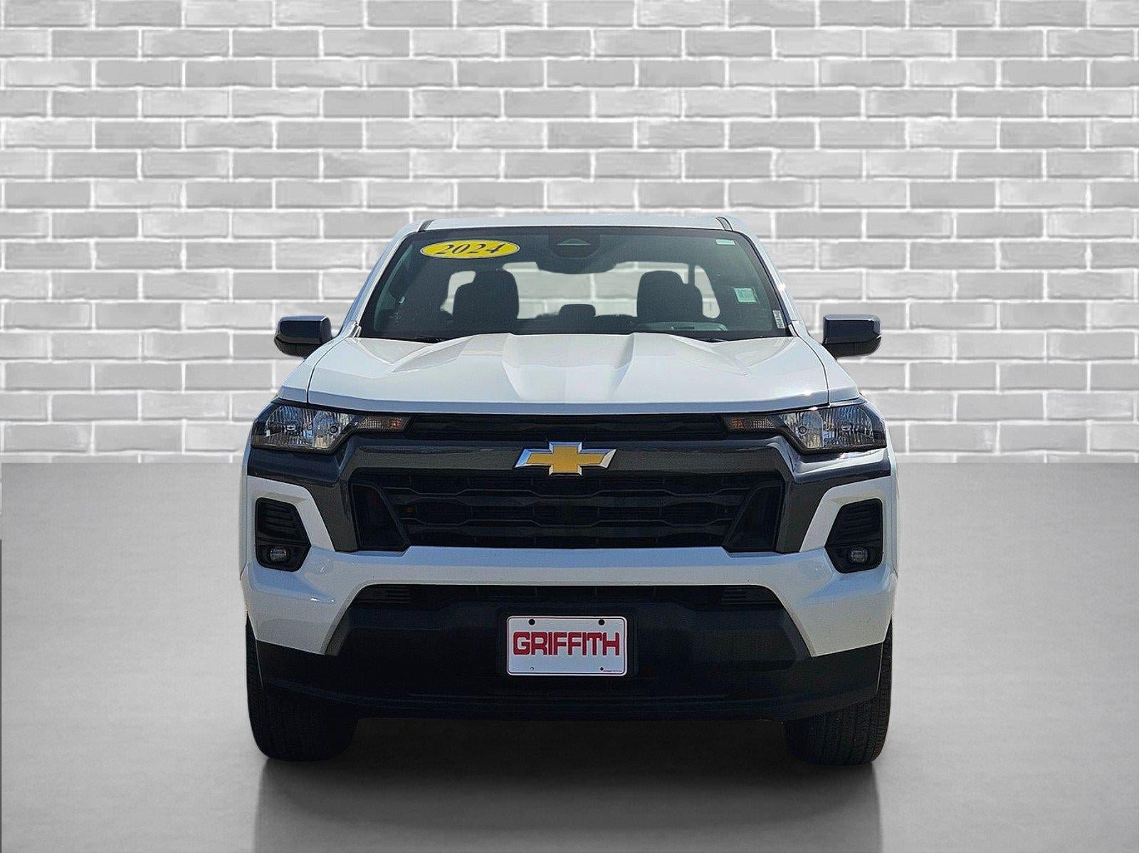 Used 2024 Chevrolet Colorado LT w/ LT Convenience Package RWD image 2