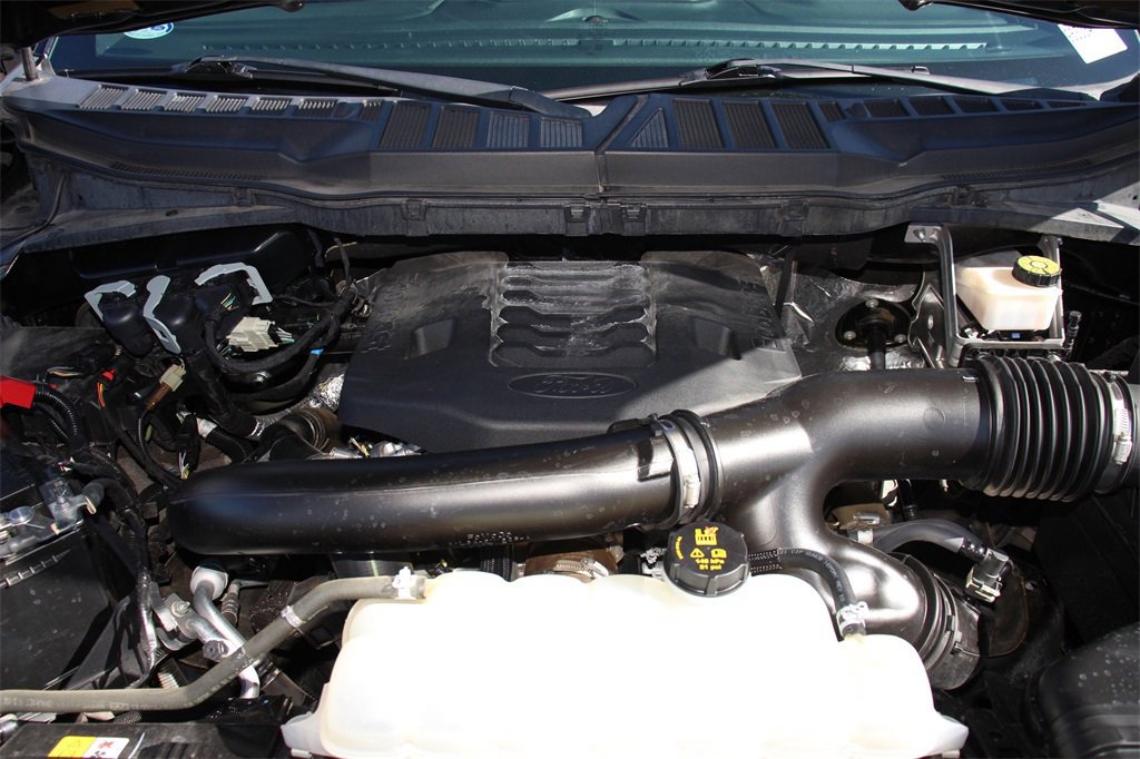 Certified 2022 Ford F150 XLT w/ Equipment Group 302A High image 29