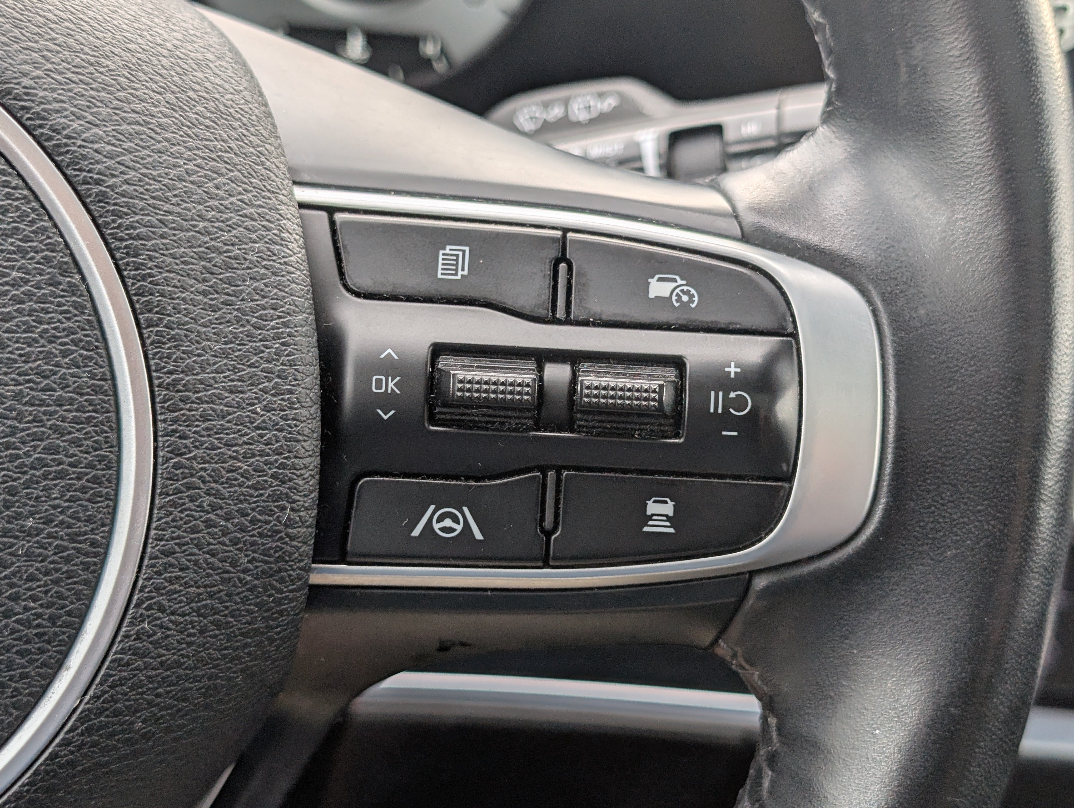 Used 2023 Kia Sportage SX AWD/4WD image 26