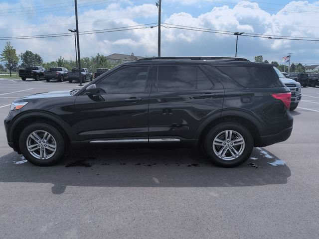 Certified 2022 Ford Explorer XLT AWD/4WD image 4