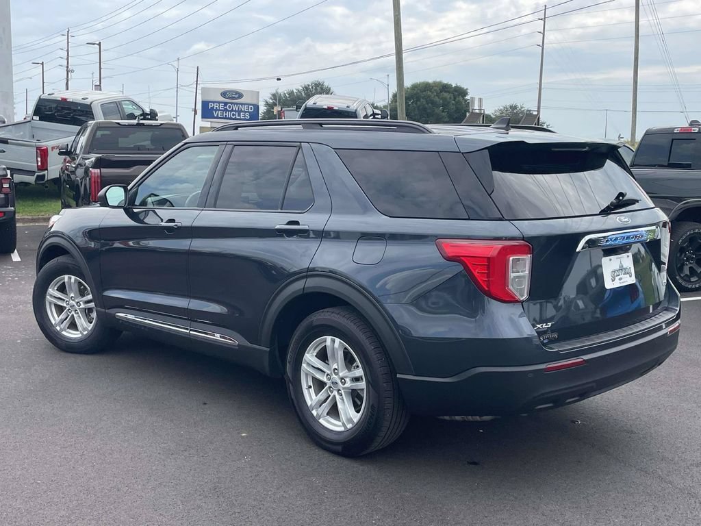 Certified 2022 Ford Explorer XLT RWD image 5