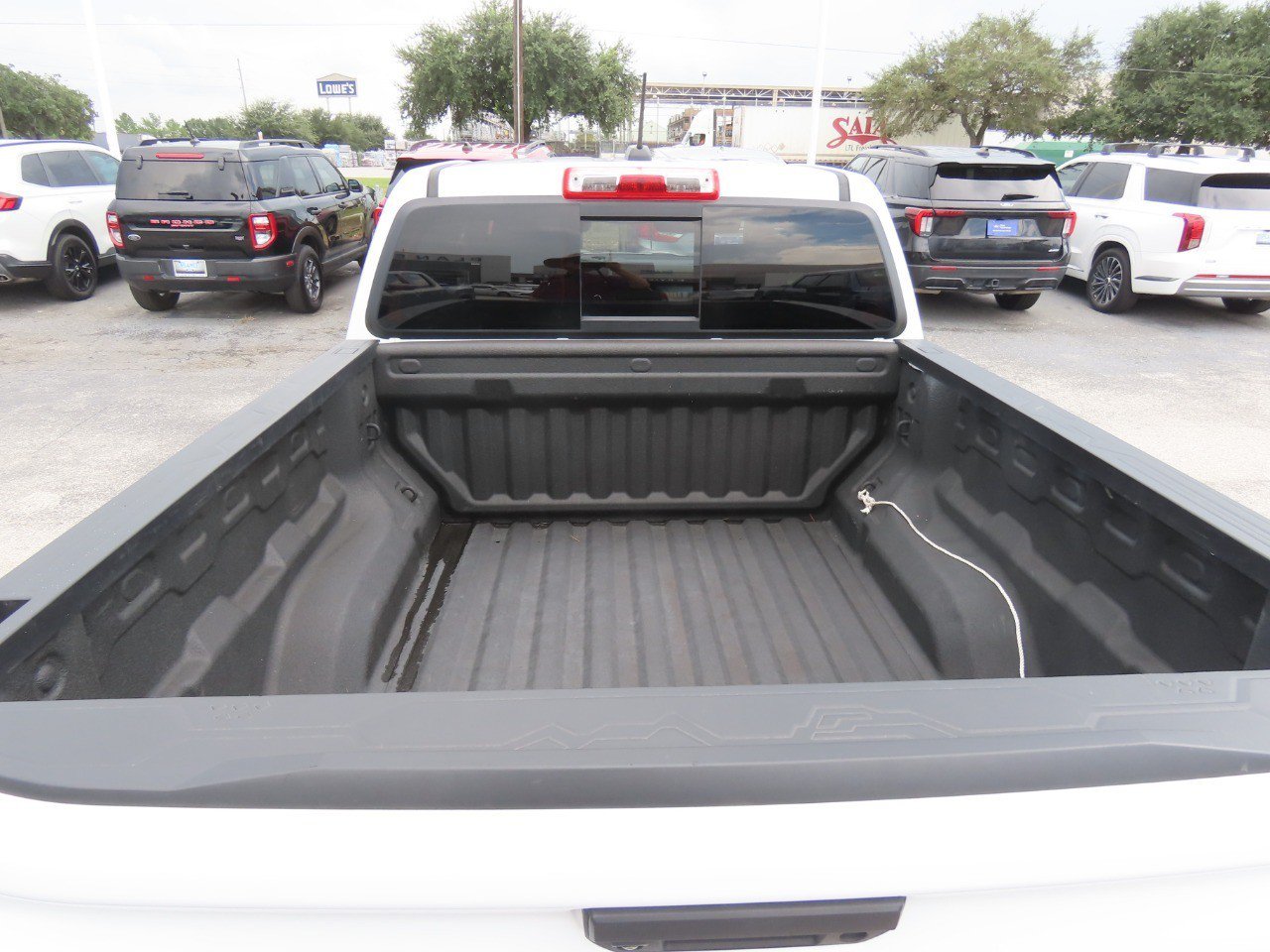 Used 2024 Chevrolet Colorado LT w/ LT Convenience Package RWD image 14