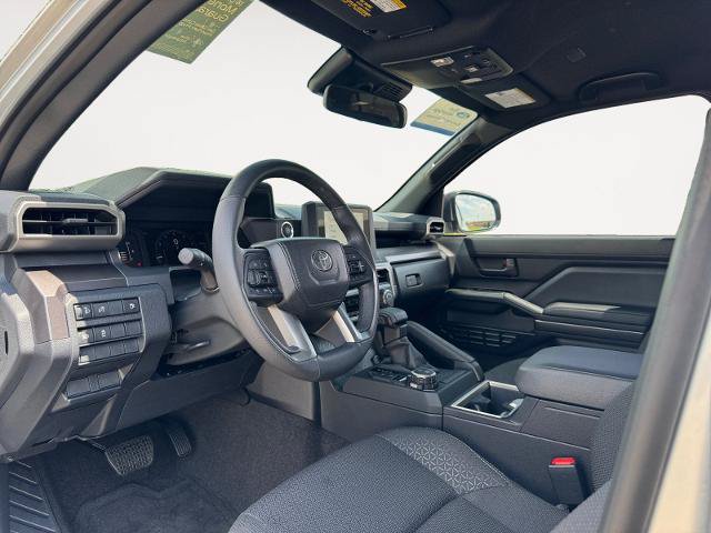Used 2026 Toyota 4Runner SR5 AWD/4WD image 9