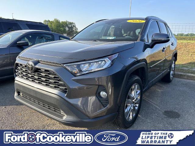 Used 2021 Toyota RAV4 XLE Premium AWD/4WD image 6