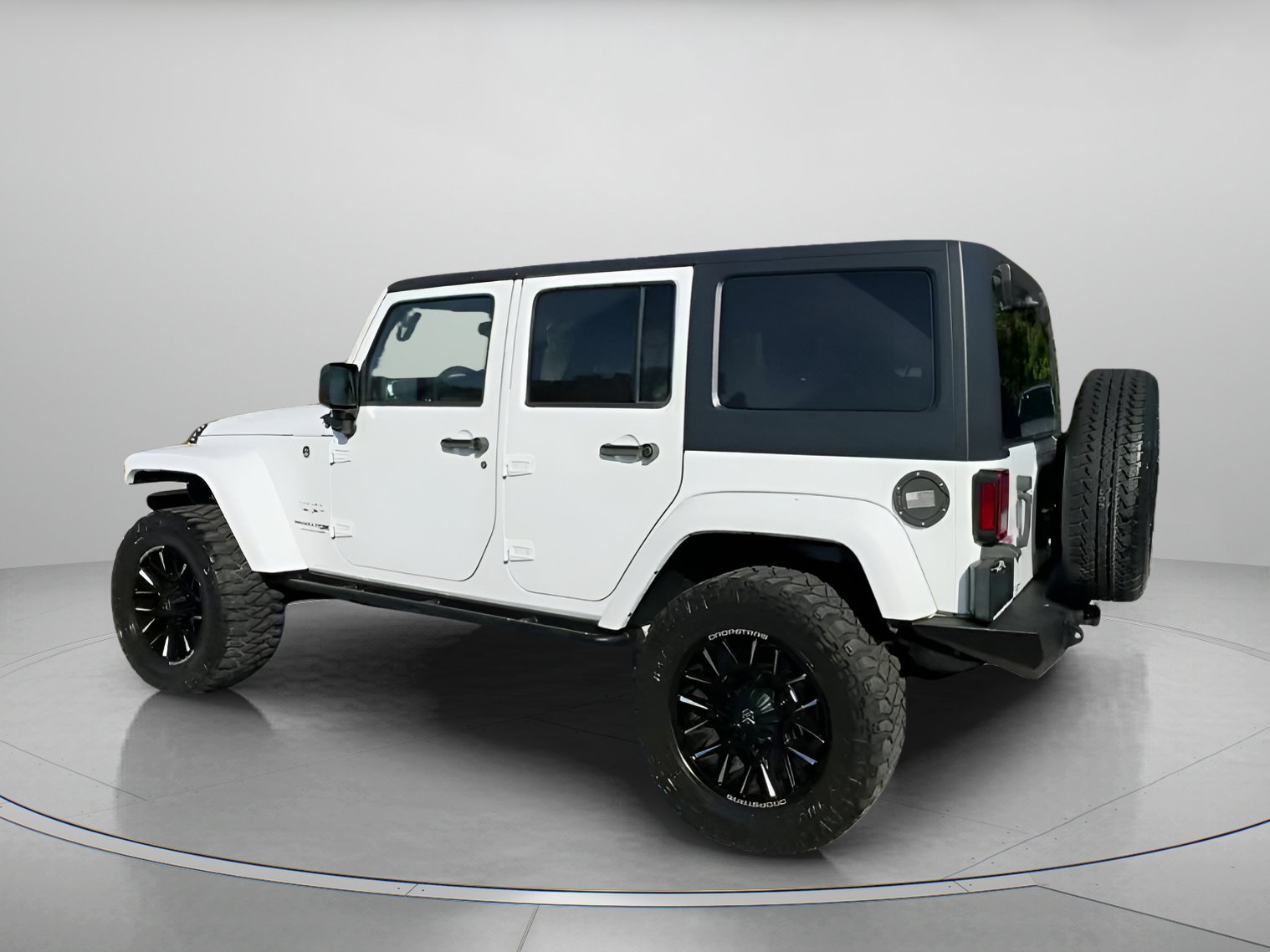 Used 2018 Jeep Wrangler Unlimited Sahara image 19