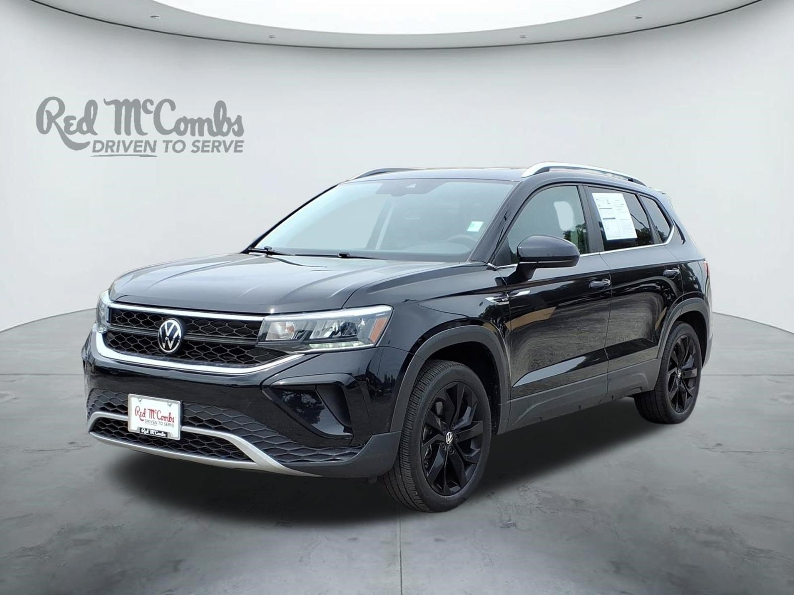 Used 2023 Volkswagen Taos SE w/ Panoramic Sunroof Package