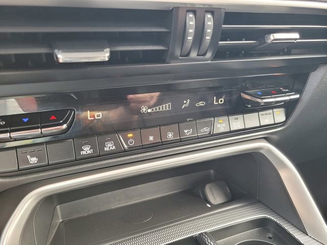 Used 2024 MAZDA CX-90 Plug-In Hybrid w/ Premium Pkg image 24