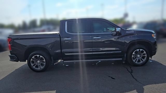 Used 2022 Chevrolet Silverado 1500 High Country w/ Z71 Off-Road Package AWD/4WD image 2