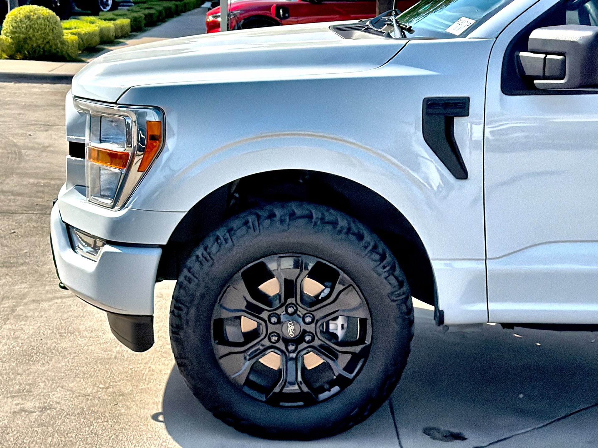Certified 2022 Ford F150 XL w/ STX Black Appearance Package AWD/4WD image 10