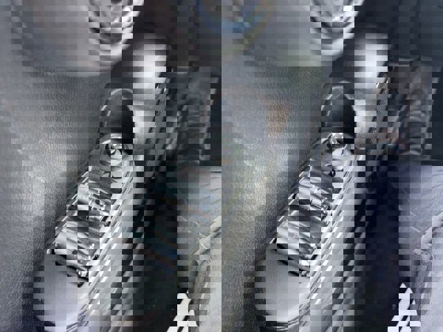 Used 2018 MINI Cooper Convertible image 30