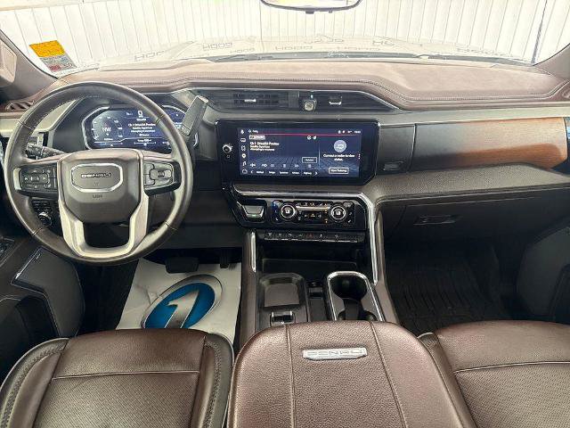Used 2024 GMC Sierra 3500 Denali w/ Denali Reserve Package AWD/4WD image 4