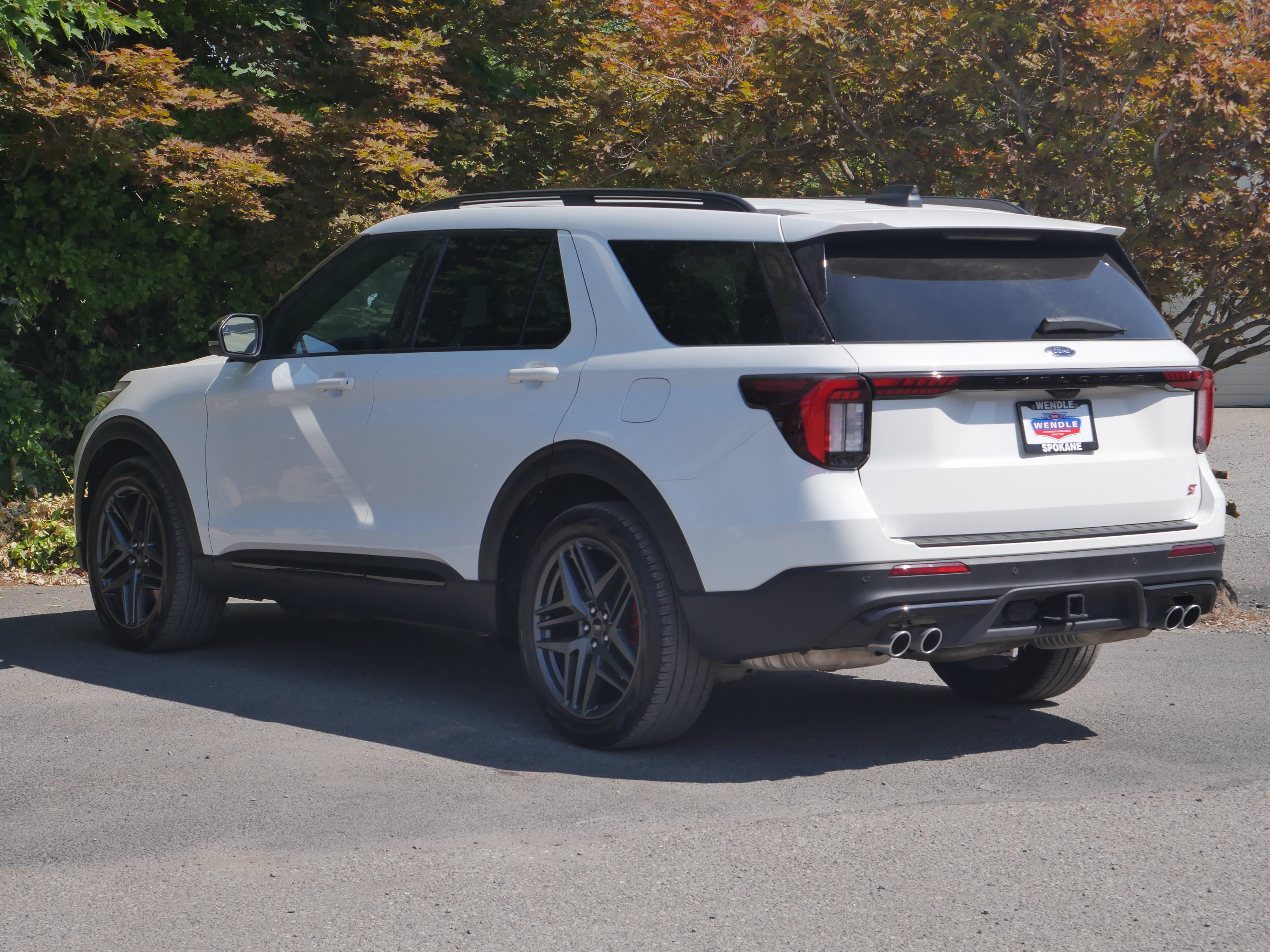 Certified 2025 Ford Explorer ST AWD/4WD image 21