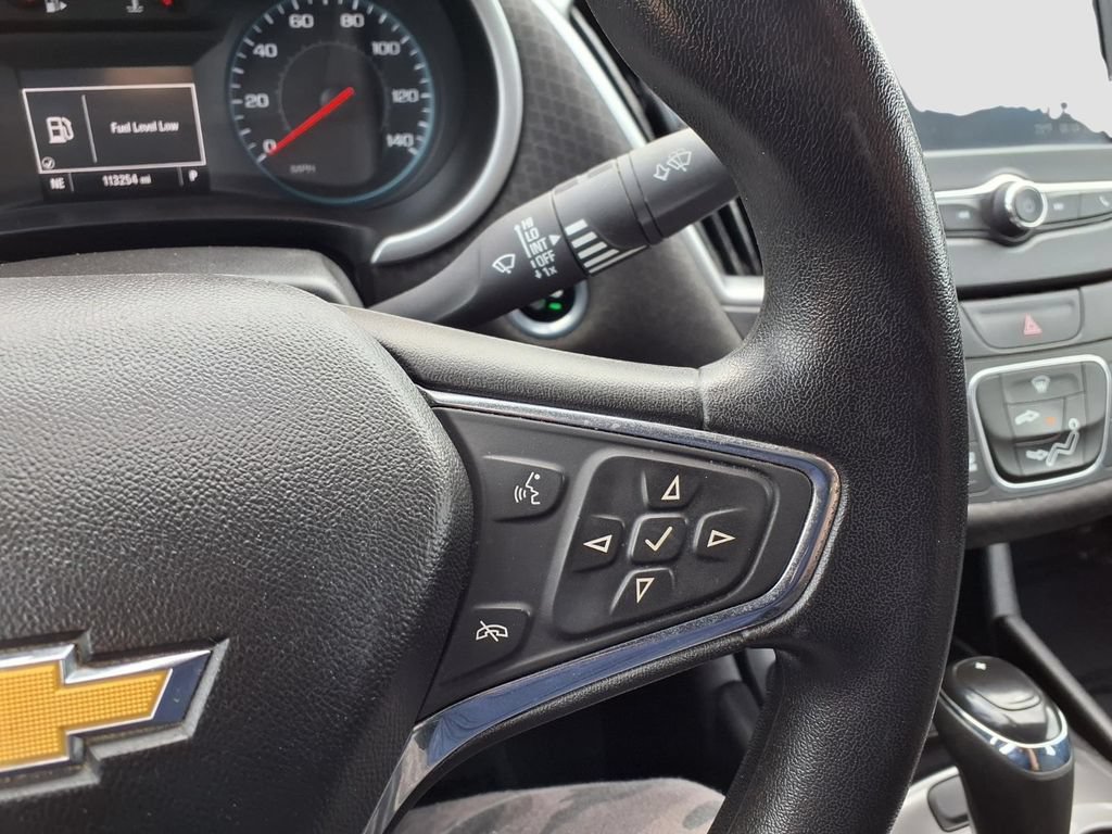 Used 2017 Chevrolet Malibu LS FWD image 19