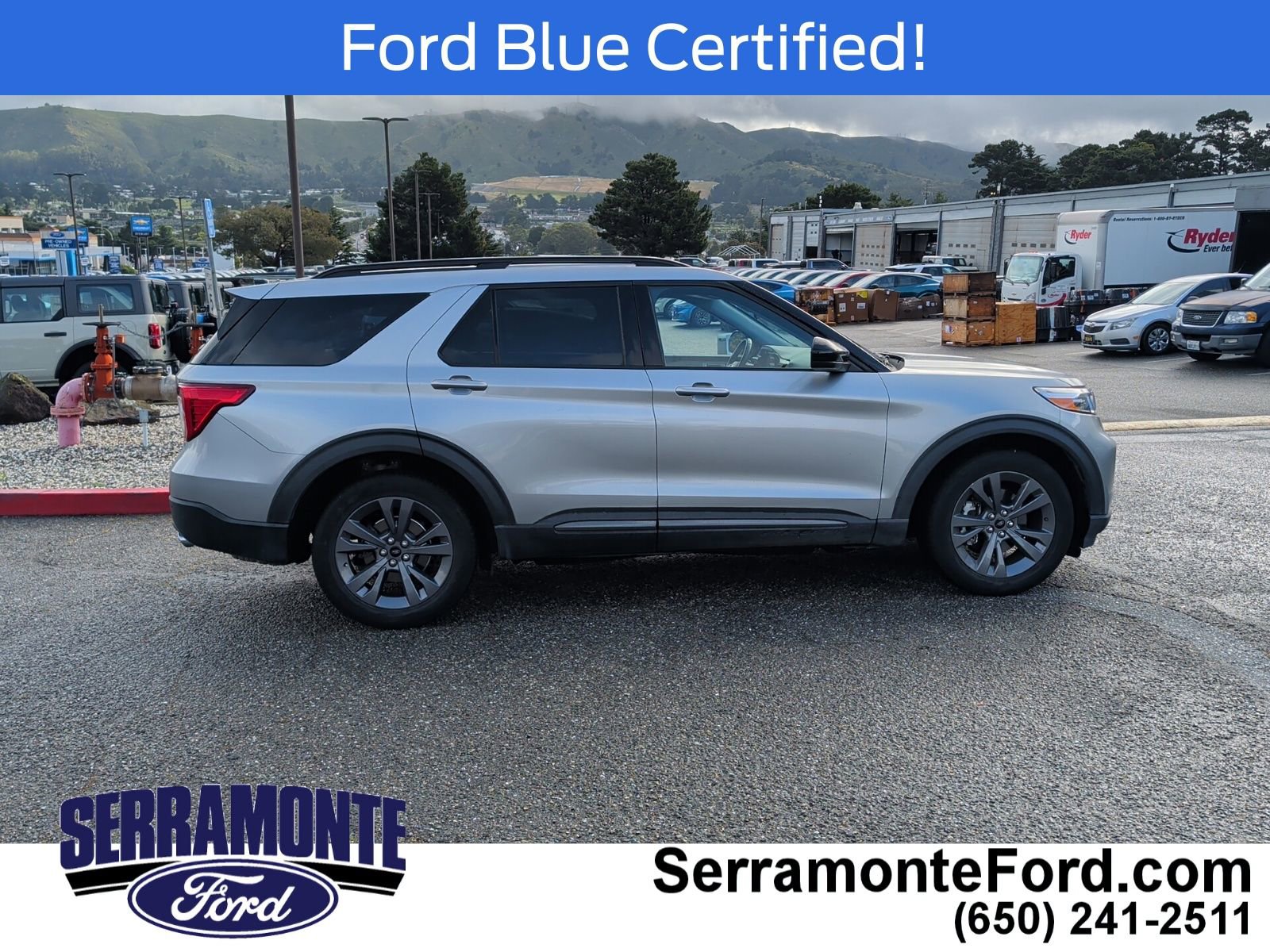 Certified 2023 Ford Explorer XLT w/ Equipment Group 202A RWD image 6