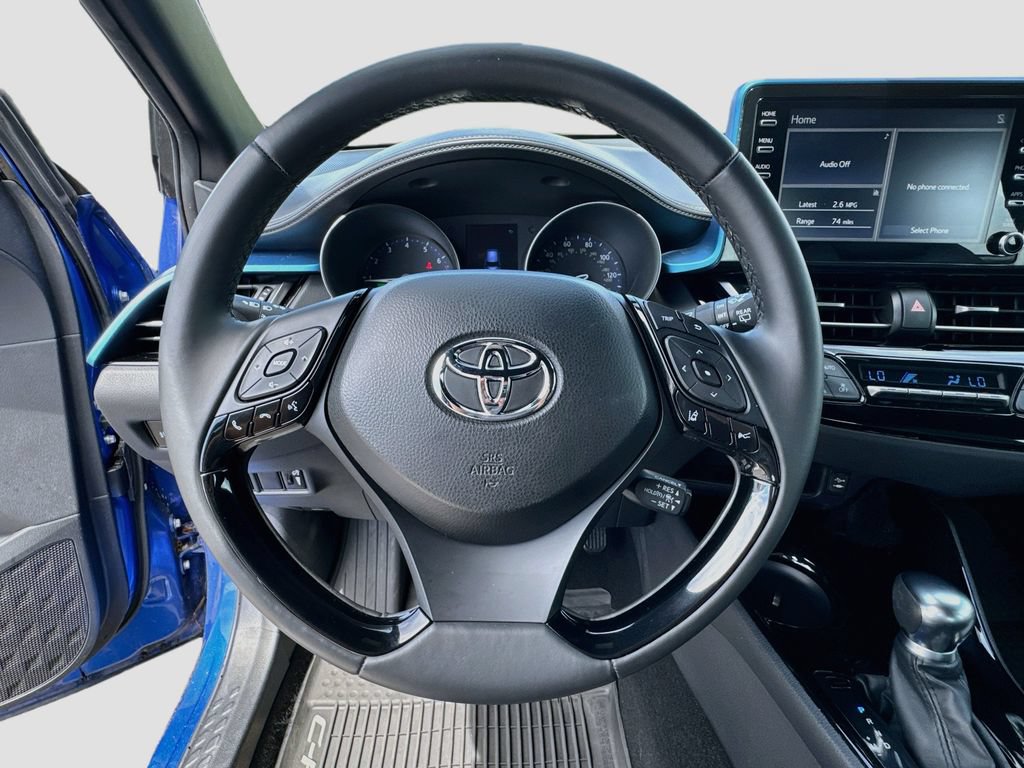 Used 2019 Toyota C-HR XLE FWD image 11
