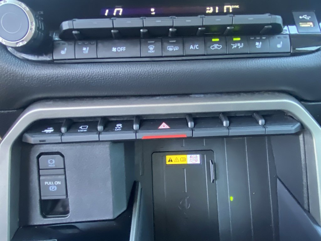 Used 2024 Toyota Tundra Limited image 16