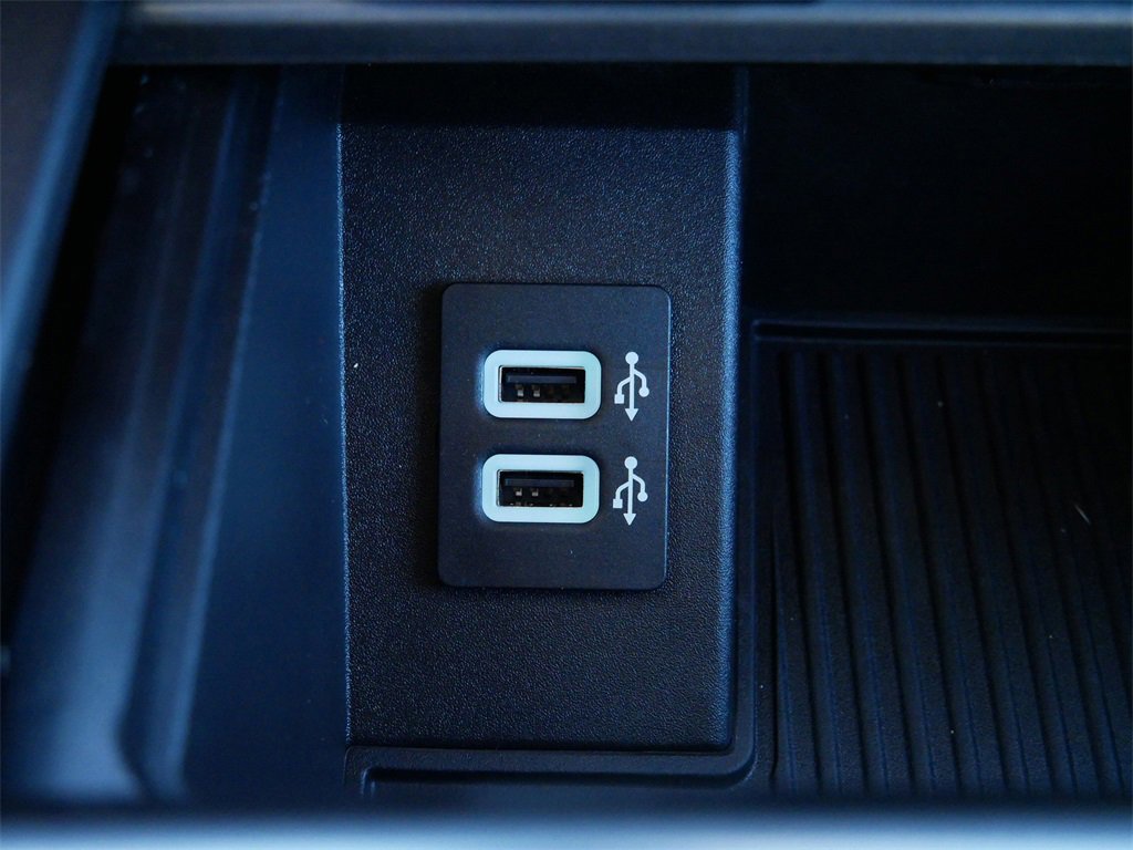 Certified 2019 Ford F350 XLT w/ XLT Premium Package image 25