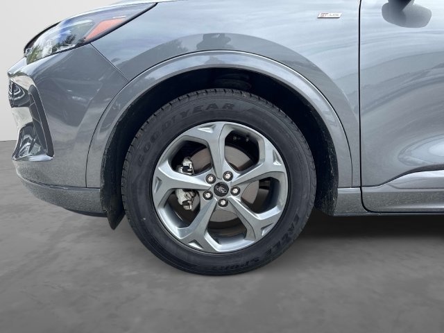 Certified 2023 Ford Escape ST-Line FWD image 11