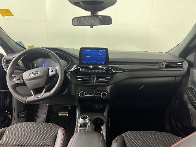 Certified 2024 Ford Escape ST-Line AWD/4WD image 3