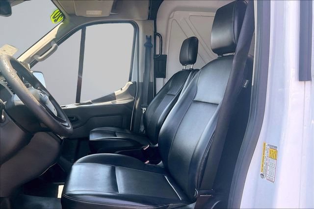 Certified 2020 Ford Transit 250 Medium Roof AWD image 25