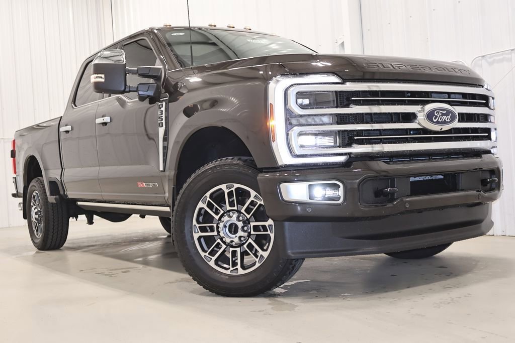 Certified 2025 Ford F350 Platinum w/ Platinum Plus Package image 11