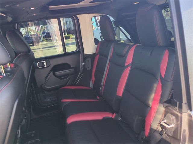 Used 2024 Jeep Wrangler Unlimited Rubicon w/ Safety Group image 14
