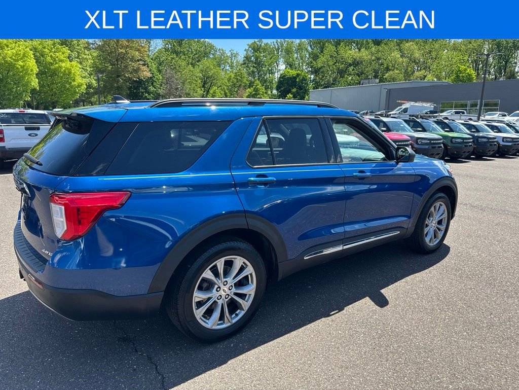 Certified 2023 Ford Explorer XLT w/ Equipment Group 202A AWD/4WD image 5