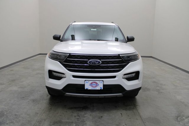 Certified 2023 Ford Explorer XLT w/ Equipment Group 202A image 6