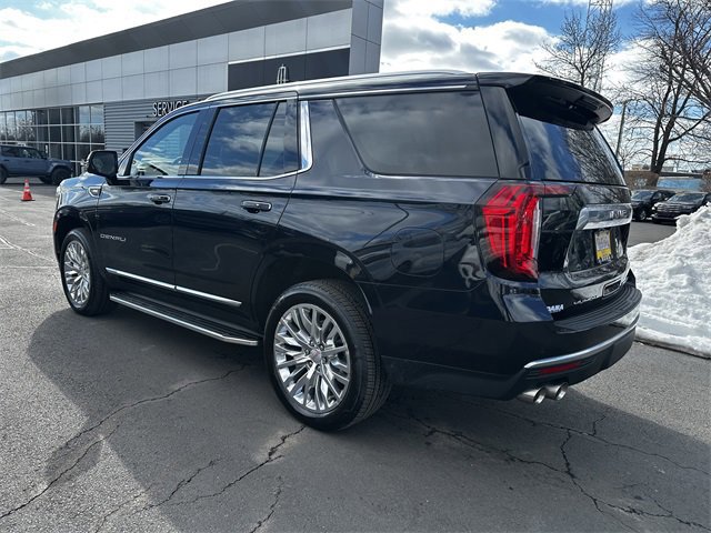 Used 2023 GMC Yukon Denali image 3