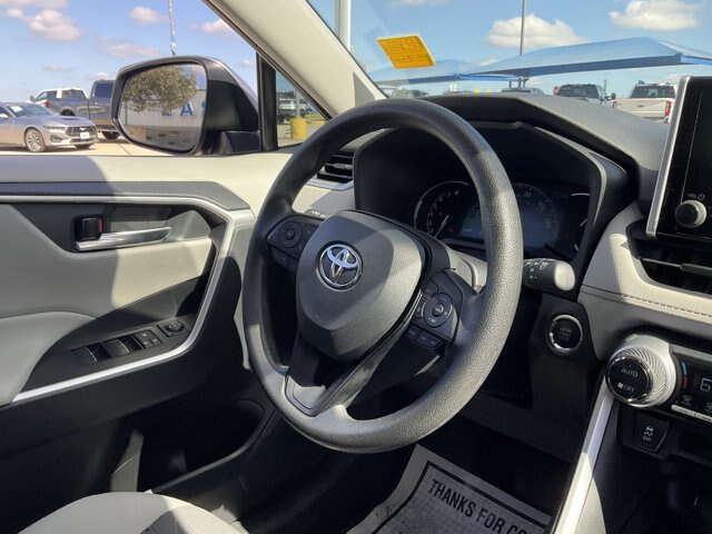 Used 2024 Toyota RAV4 XLE FWD image 19
