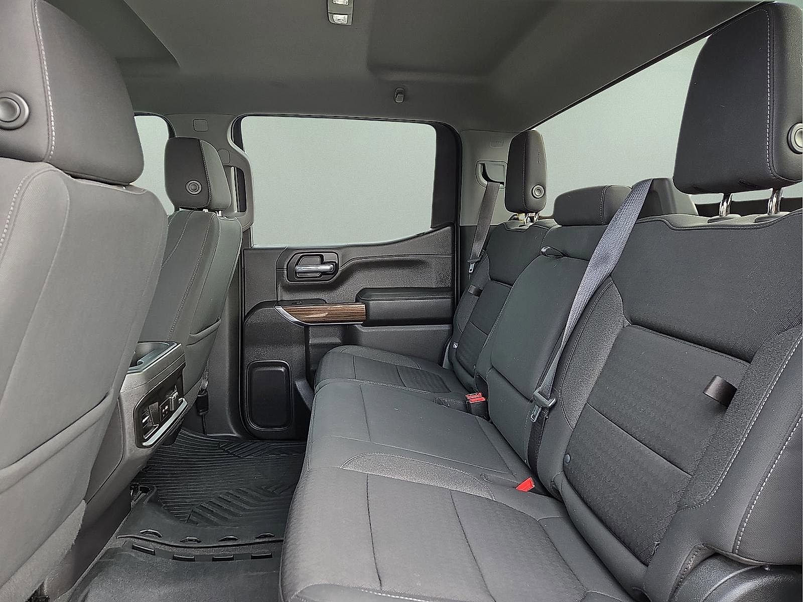 Used 2021 Chevrolet Silverado 1500 LT Trail Boss w/ Bed Protection Package image 10