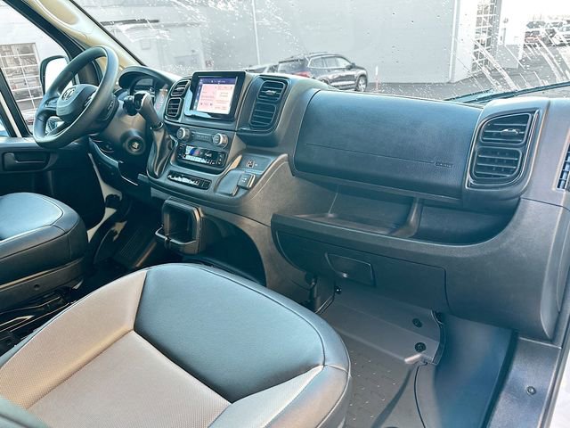 Used 2025 RAM ProMaster 2500 w/ Convenience Group image 11