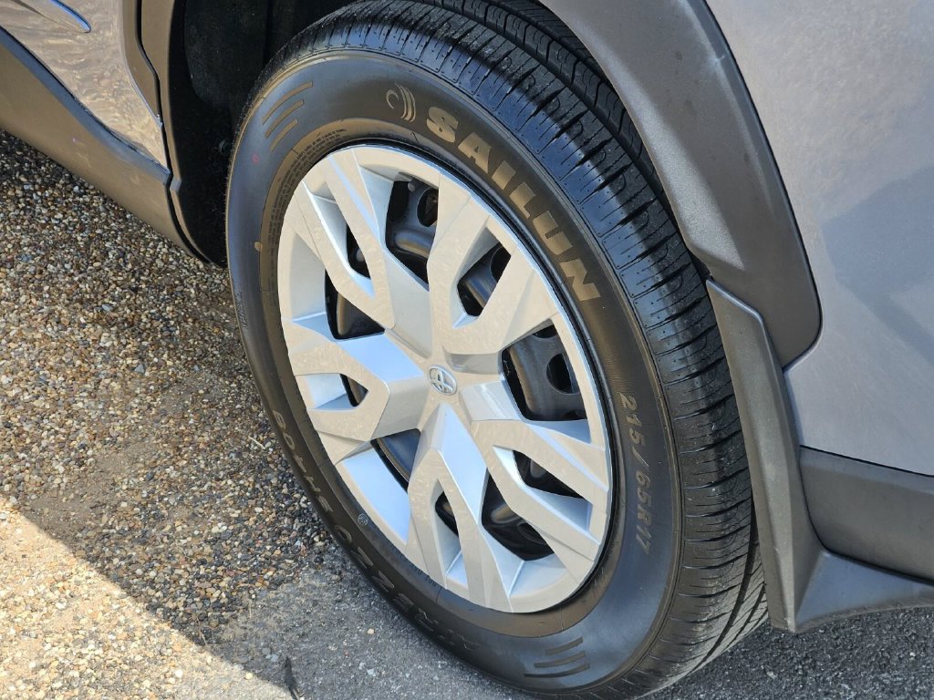 Used 2022 Toyota Corolla Cross L FWD image 8