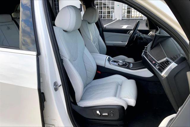 Used 2024 BMW X5 sDrive40i w/ Parking Assistance Package image 8