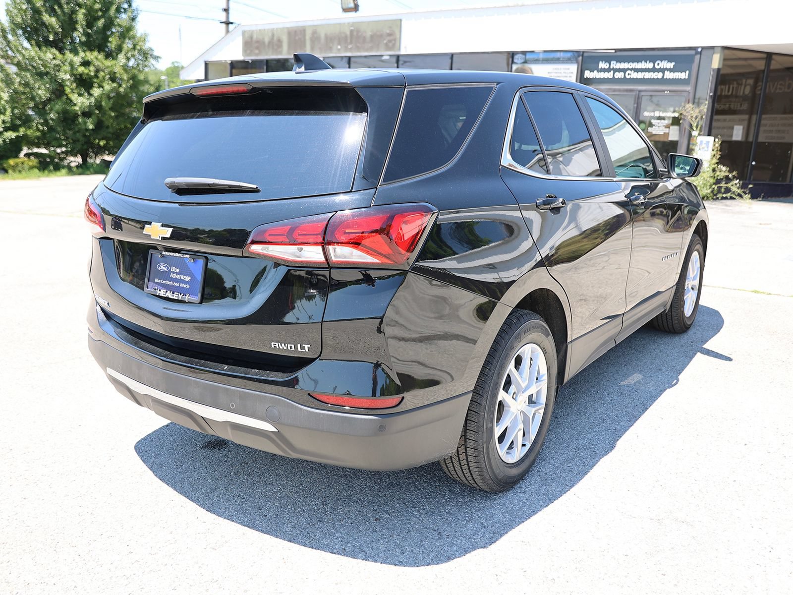 Used 2022 Chevrolet Equinox LT AWD/4WD image 7