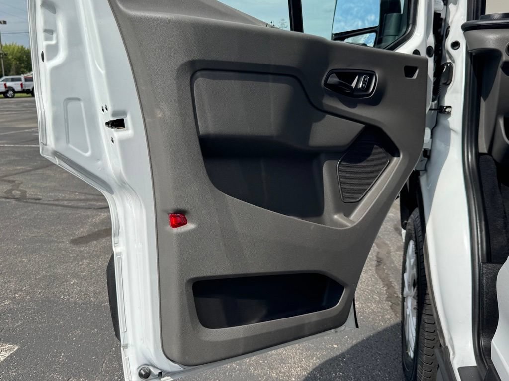 Certified 2024 Ford Transit 350 XLT RWD image 19