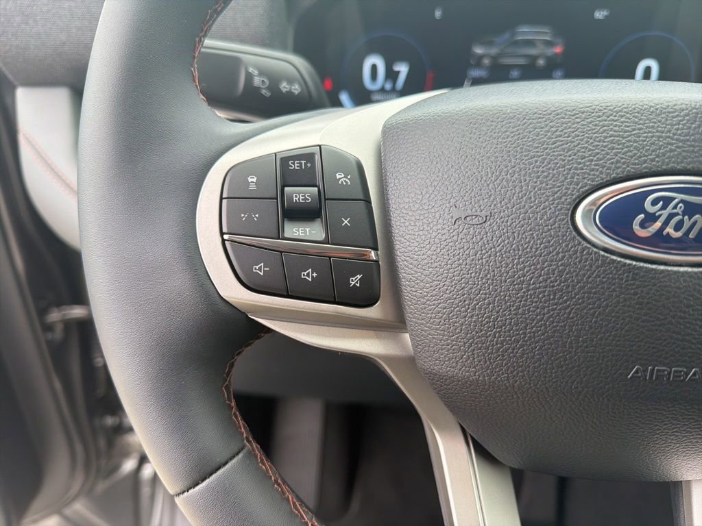 Certified 2026 Ford Explorer Active image 25