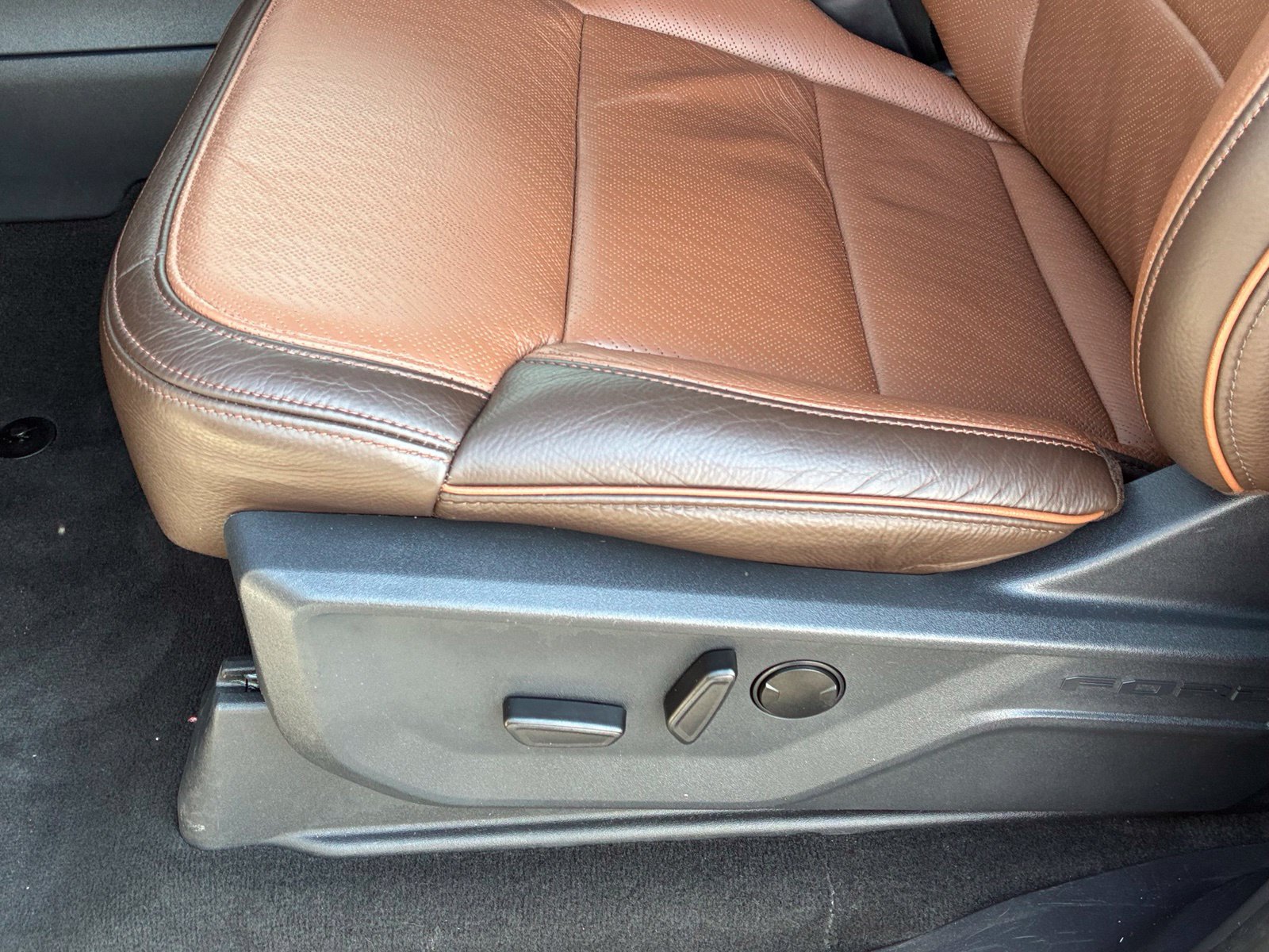 Certified 2025 Ford Expedition King Ranch AWD/4WD image 14