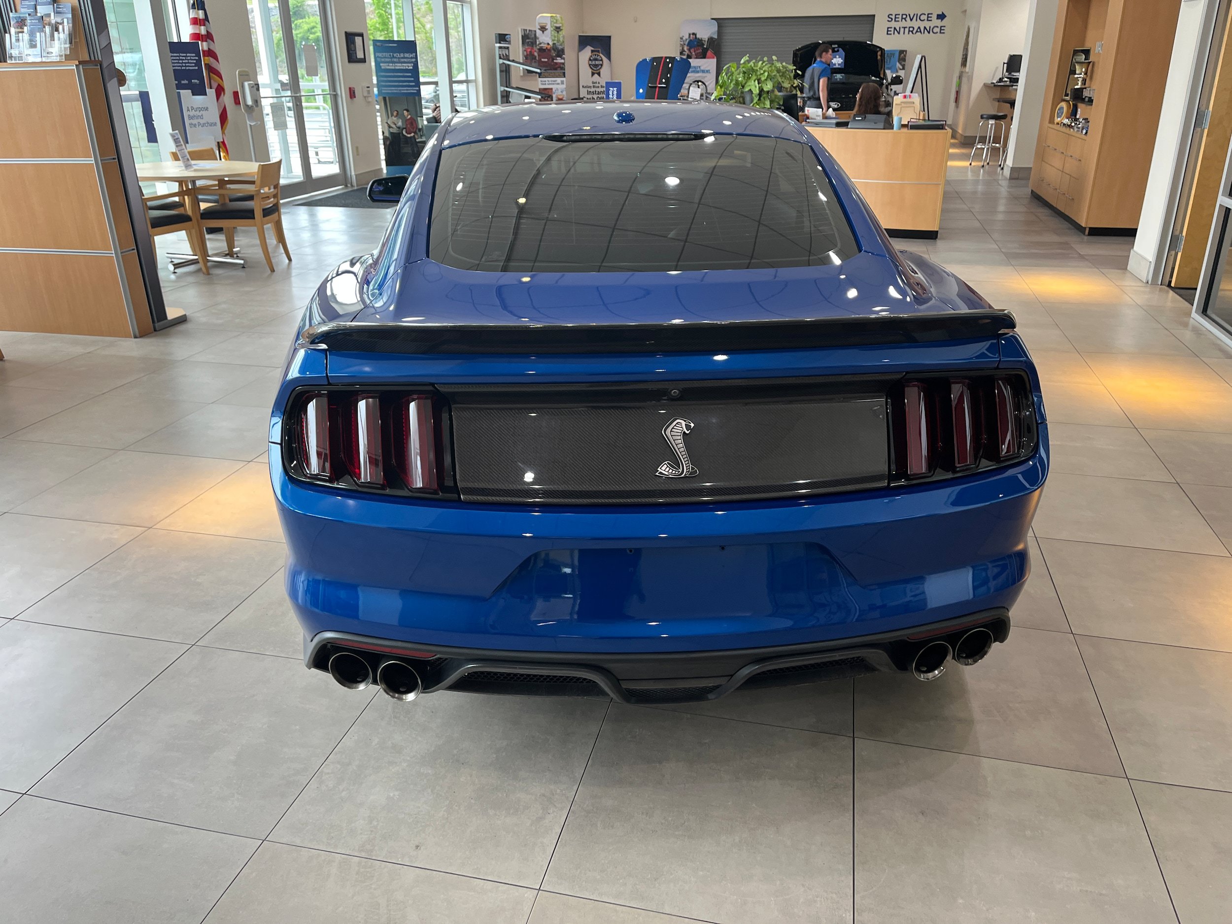 Certified 2017 Ford Mustang Shelby GT350 w/ Convenience Package RWD image 5